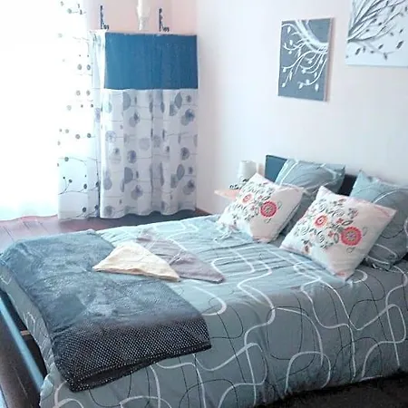 Chez Lorette Bed & Breakfast