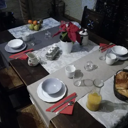 Chez Lorette Oda ve Kahvaltı 3*